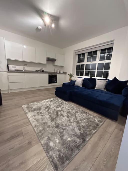 1 Bed High Quality Modern Flat Daire Edgware Dış mekan fotoğraf