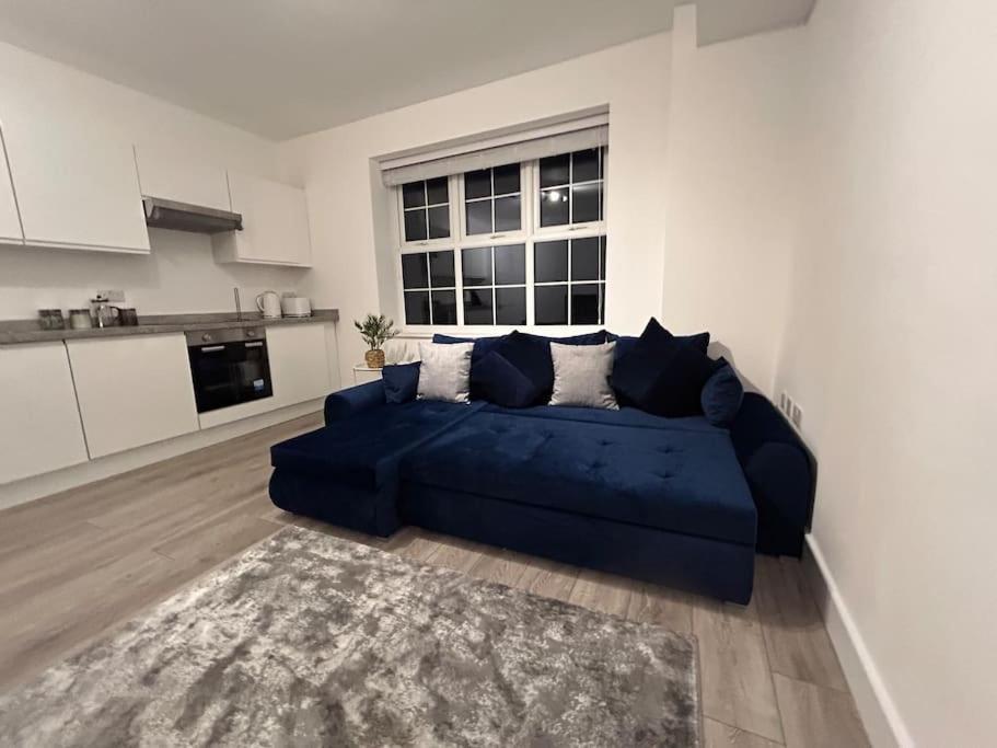 1 Bed High Quality Modern Flat Daire Edgware Dış mekan fotoğraf